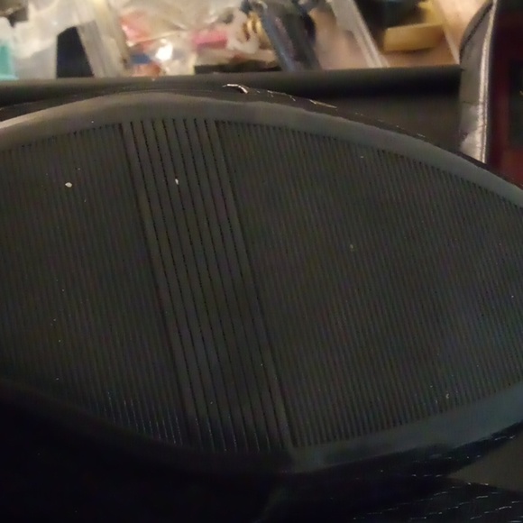 Naturalizer Black Pumps _ Size 6.5 - Picture 8 of 8